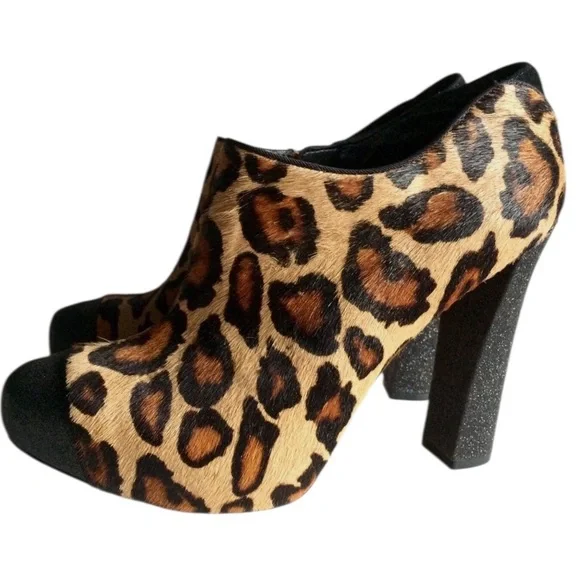 Sam Edelman size 10 Felix leopard calf hair platform bootie NWOT